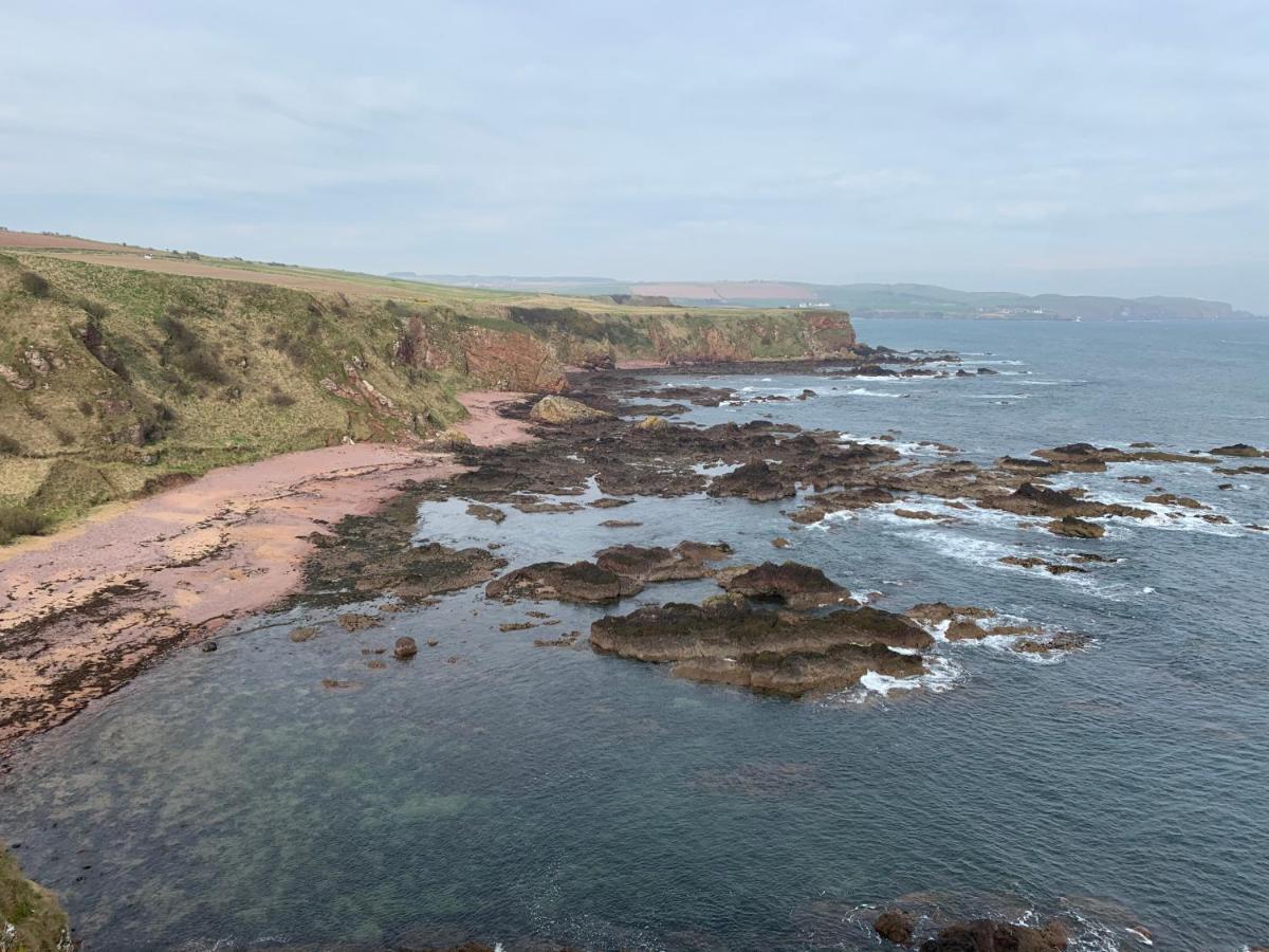 Close To The Beach, Harbour And Local Shops Eyemouth Exterior foto